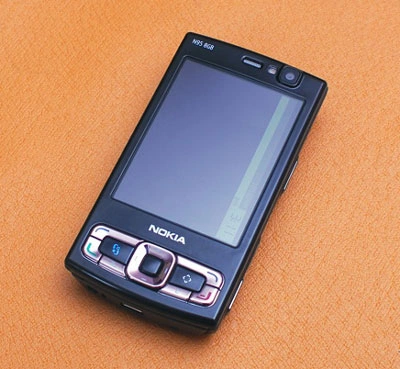 N95 8 GB hỗ trợ nhiều tính năng đa phương tiện. Ảnh: Tinhte.