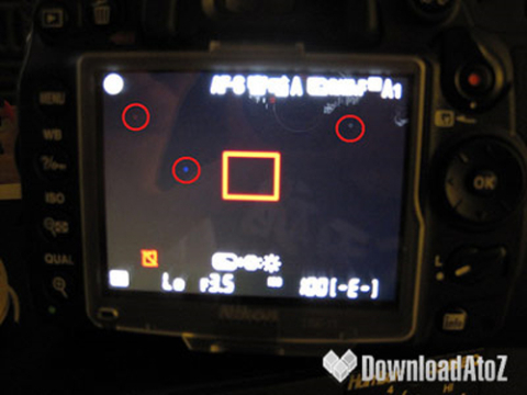 Các đốt sáng xuất hiện khi quay video hoặc chế độ liveview với chủ thể, khung cảnh tối.