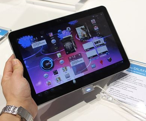 Galaxy Tab 10.1 có thể lên Android 4.0 sớm nhất là vào cuối năm nay hoặc đầu năm sau. Ảnh: Sohu.