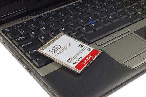 SSD được nhiều hãng lựa chọn để thay thế cho ổ cứng thường. Ảnh: Notebookreview.