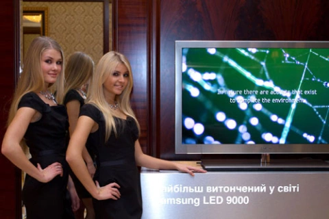 Hai hãng Hàn Quốc, Samsung và LG, đang dẫn đầu thị trường TV màn hình phẳng. Ảnh: Samsunghub.