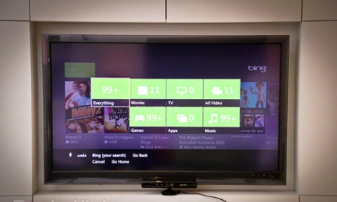 Phong cách mới dựa theo giao diện Metro UI của Windows Phone 7 trên điện thoại di động và Windows 8 của máy tính.
