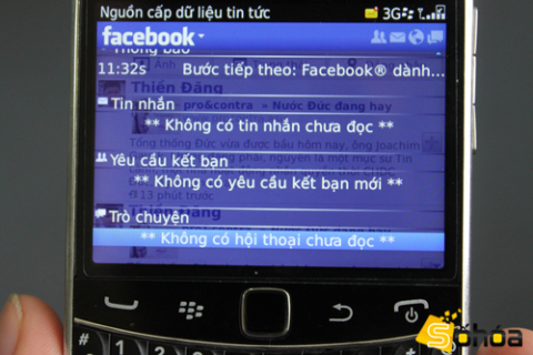 Mục thông báo sẽ có thêm phần Trò chuyện dành cho các tin nhắn trên BlackBerry Messenger.