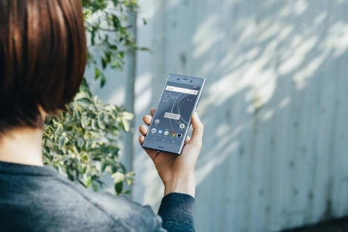 dat-mua-sony-xperia-xzs-tai-fpt-shop-nhan-qua-tang-tren-2-5-trieu-dong