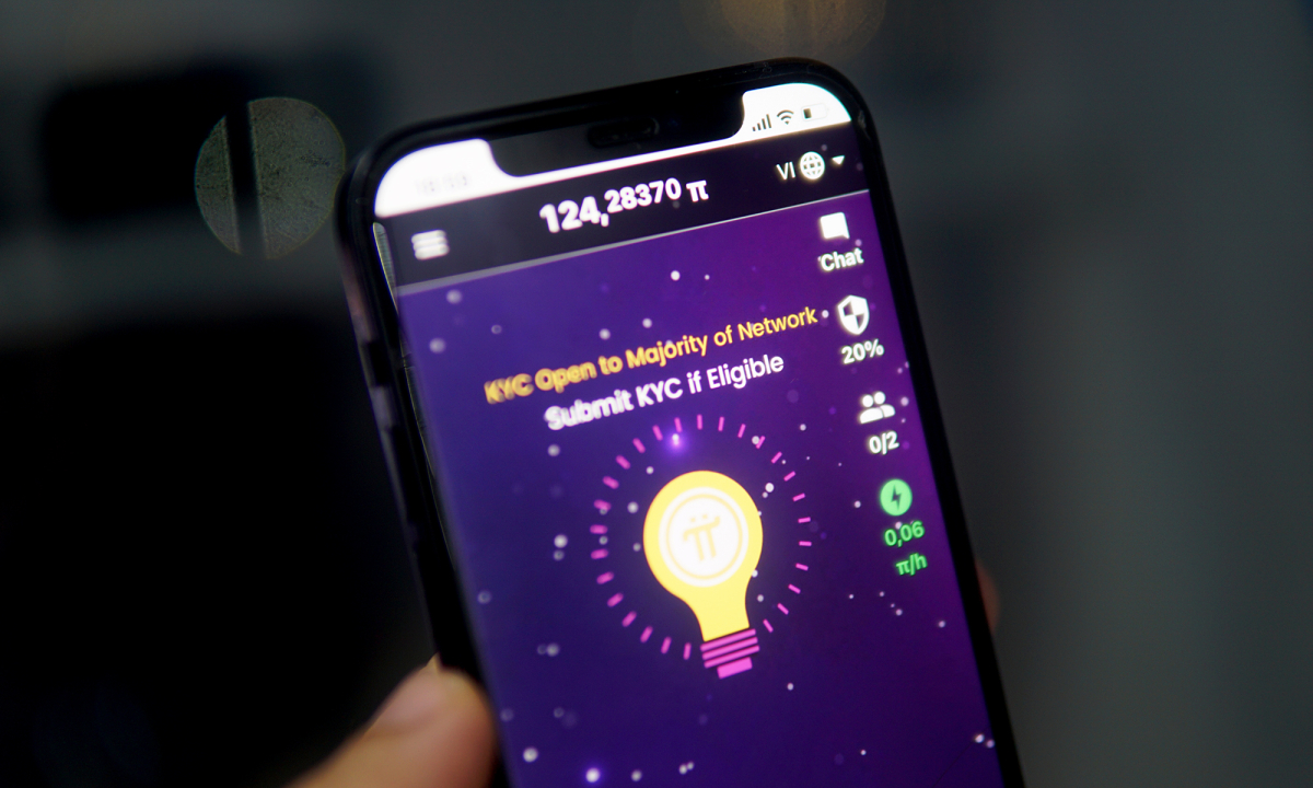 Người 'đào' Pi hồi hộp chờ tiền ảo có giá - VnExpress Số hóa