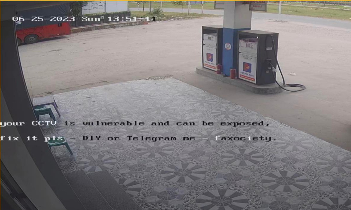 Nhiều camera Hikvision tại Việt Nam xuất hiện thông báo lạ