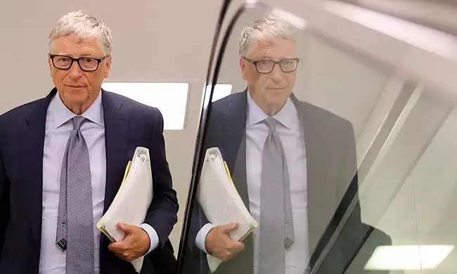 Bill Gates: "5 năm nữa mọi người đều có trợ lý AI"