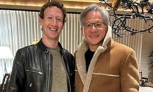 Mark Zuckerberg và Jensen Huang đổi áo
