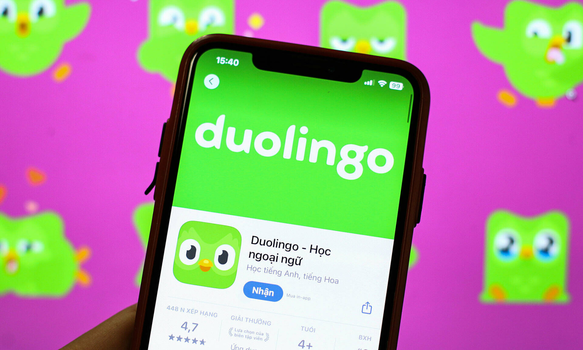 Sự đeo bám của "cú xanh cục súc" trên ứng dụng Duolingo