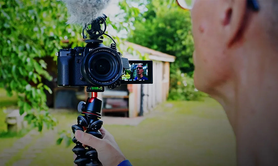 Cơ hội kiếm nghìn USD khi bán video cho công ty AI