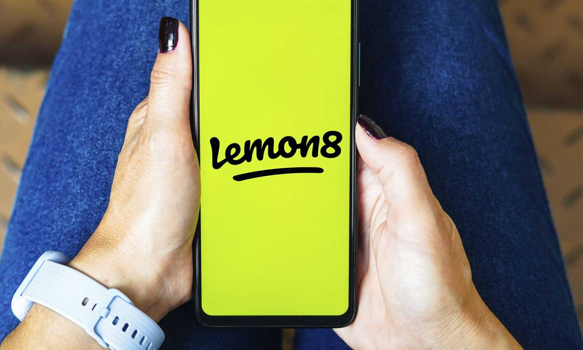 Hai mạng xã hội Trung Quốc bất ngờ "hot" tại Mỹ