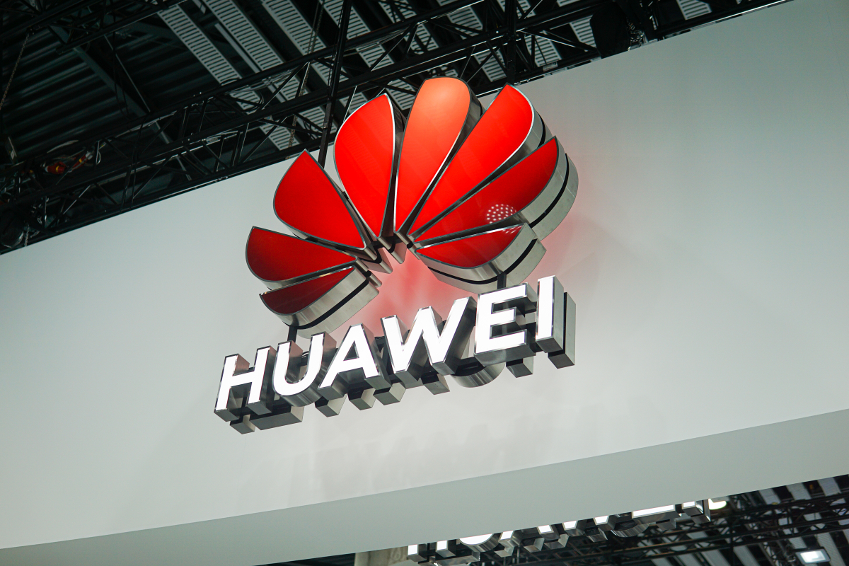 FBI điều tra công ty của các cựu giám đốc Huawei